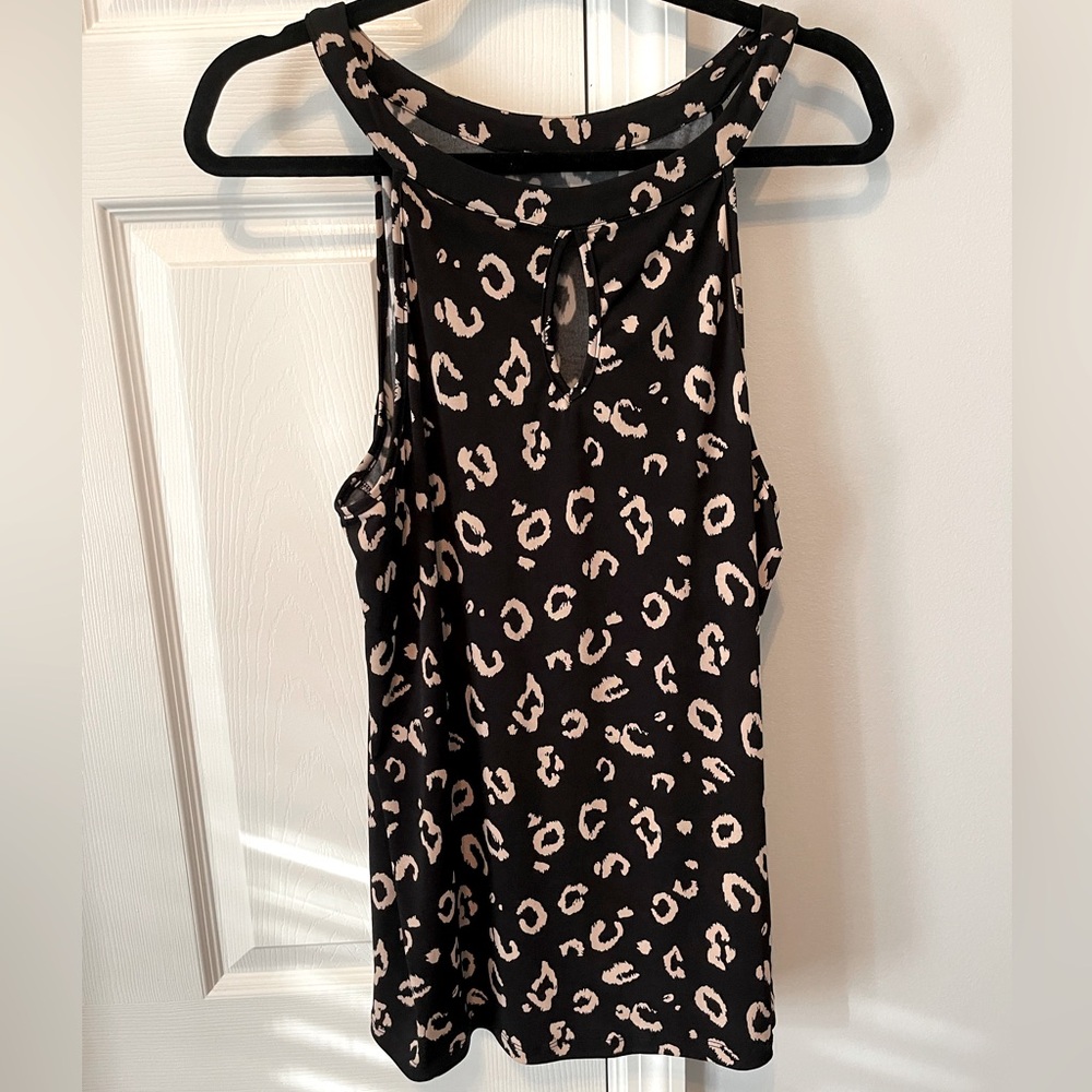 Torrid Leopard Print Sleeveless Top🐆 - Picture 4 of 5